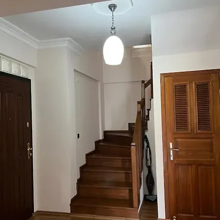 Deniz Villa *